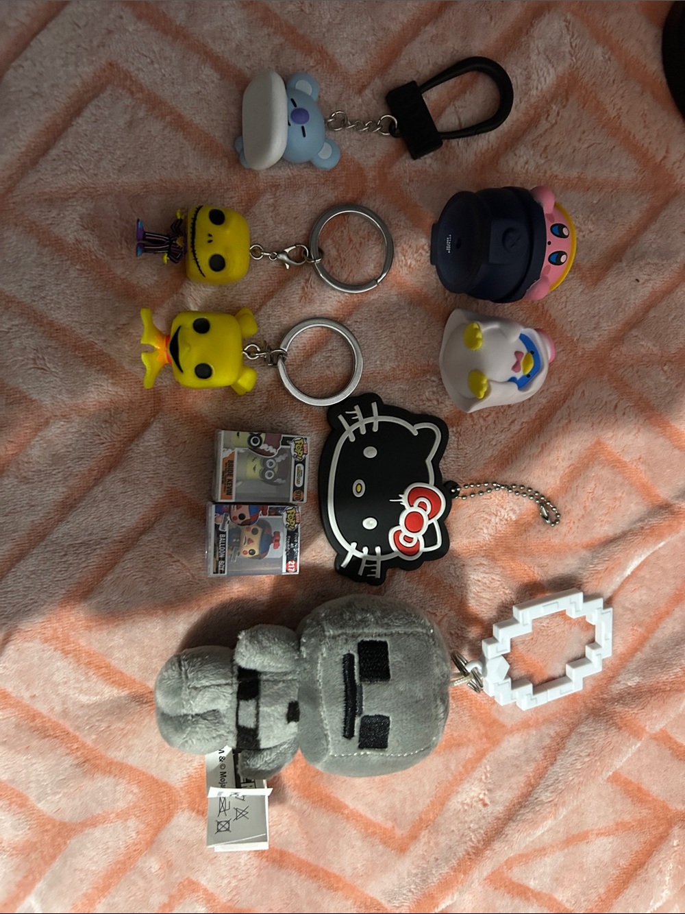Random keychain and mini figure mini lot